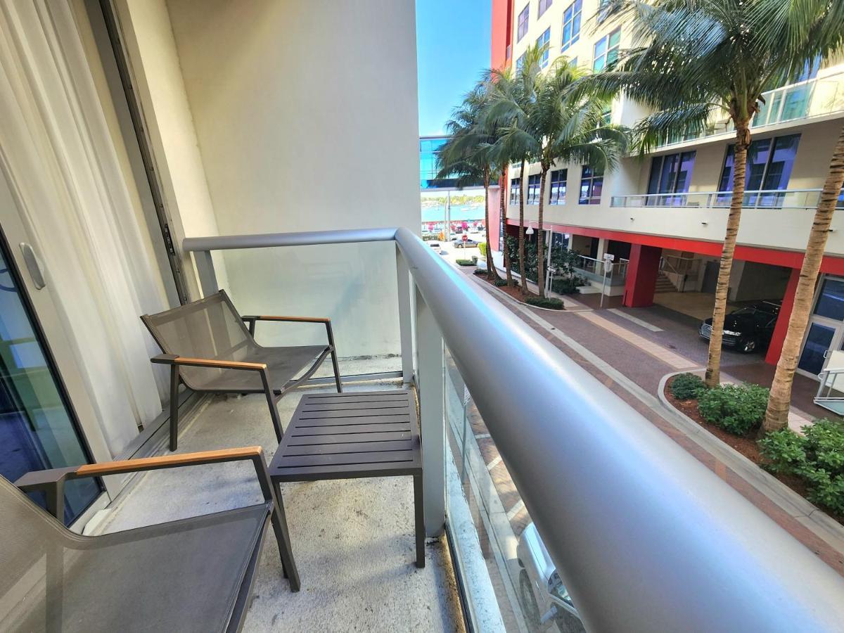 Hollywood Studios Condo Costa 외부 사진