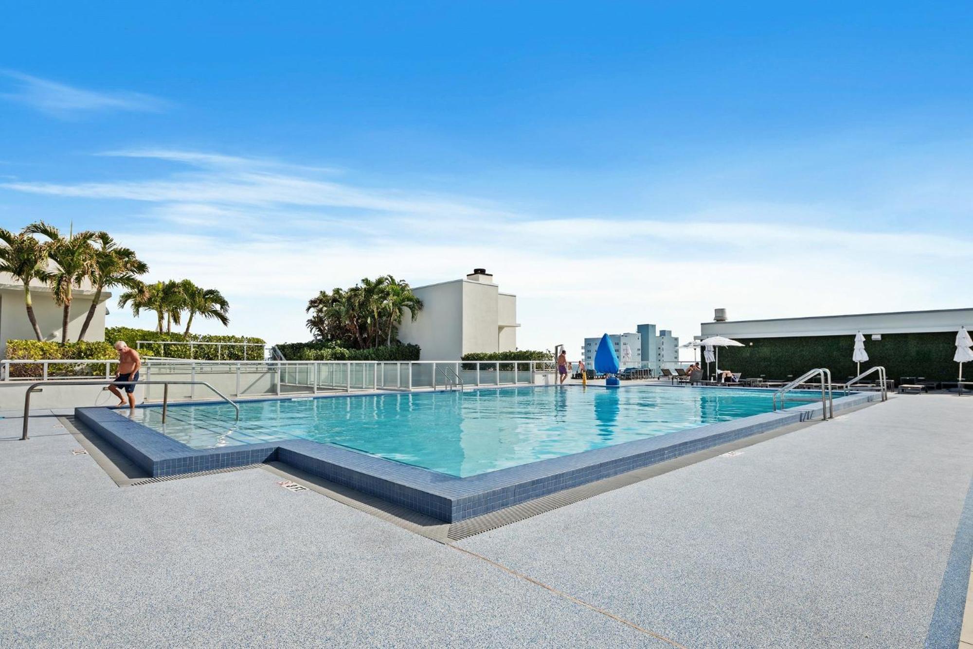 Hollywood Studios Condo Costa 외부 사진